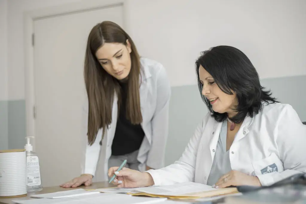 Effect of Training Programs on the Performance of Health Managers in Primary Health Care